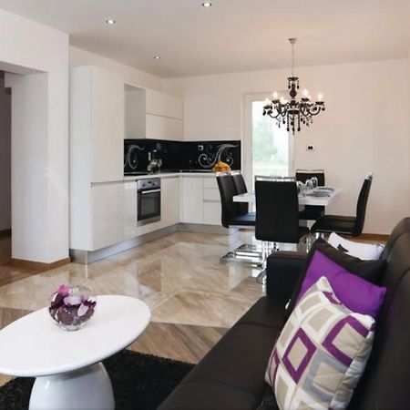 Jurica Apartman Salona Kültér fotó